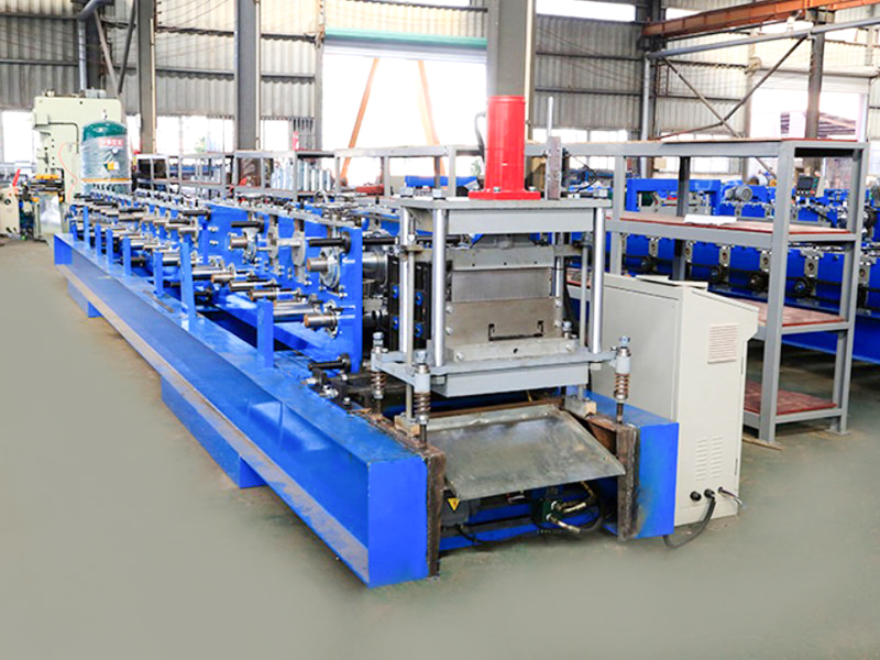 Rolleformingsmaskiner for stillasindustrien